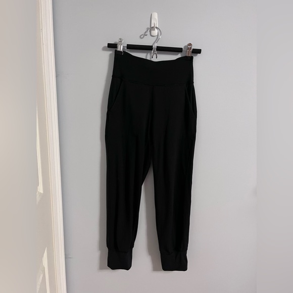 Lululemon Align Joggers - Picture 2 of 2